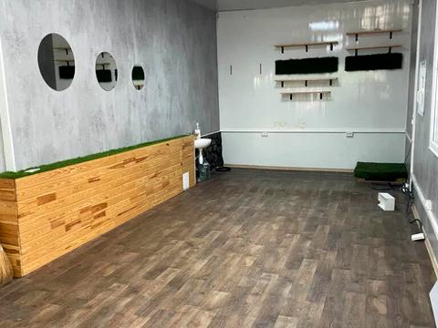 комерційна за адресою Березинська вул., 28