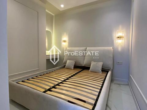 квартира по адресу Олександра Олеся ул., 5-А