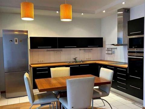 квартира за адресою Київ, Дніпровська набережна вул., 23