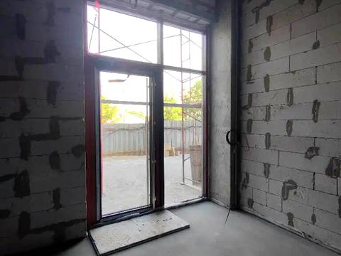 коммерческая по адресу Янтарная ул., 75а к1