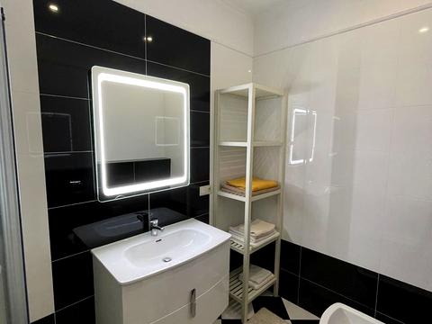 квартира за адресою Київ, Євгена Коновальця вул. (Щорса), 32-Г