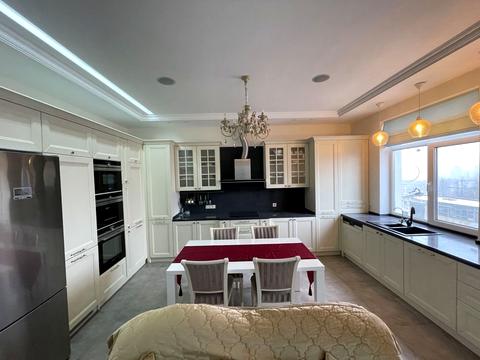 квартира за адресою Київ, Євгена Коновальця вул. (Щорса), 32-Г