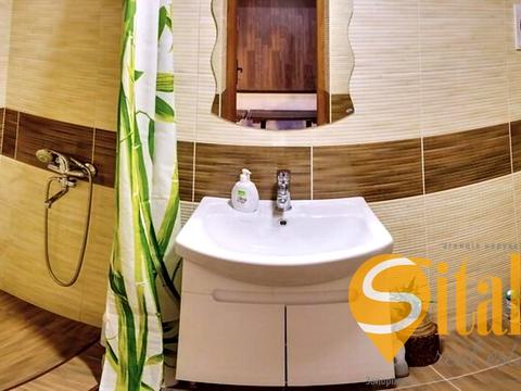 будинок за адресою Героїв Крут вул. (12 Квітня)