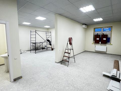 комерційна за адресою Перлинна вул., 12