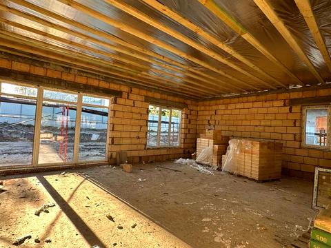 будинок за адресою Світанкова вул.