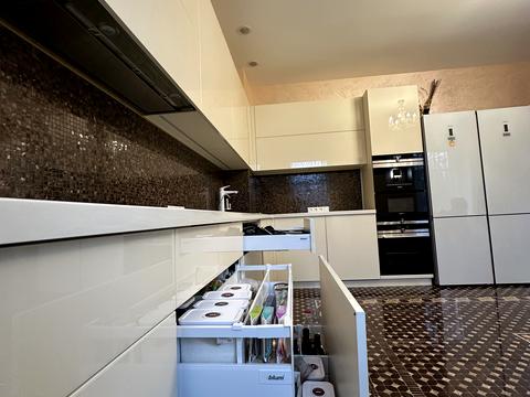 квартира за адресою Євгена Коновальця вул. (Щорса), 36-В