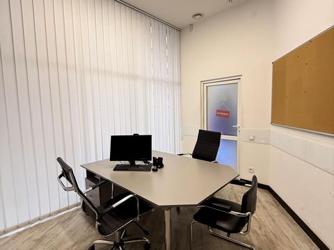 комерційна за адресою Івана Пулюя вул., 40, к. 1