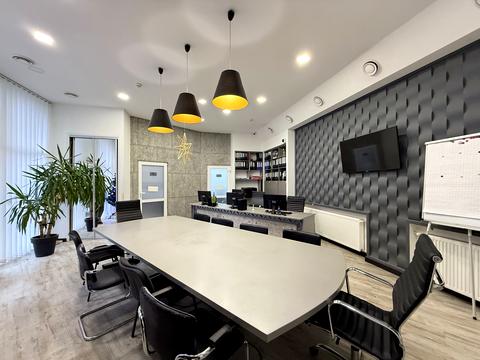 комерційна за адресою Івана Пулюя вул., 40, к. 1