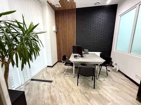 комерційна за адресою Івана Пулюя вул., 40, к. 1