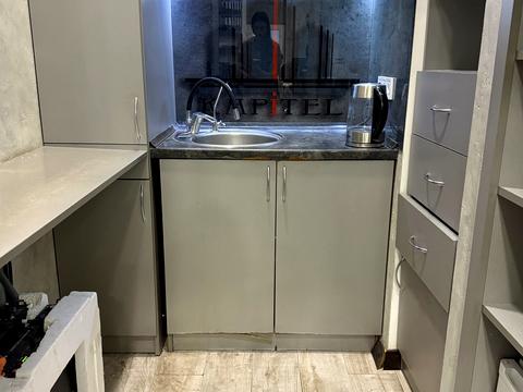 комерційна за адресою Івана Пулюя вул., 40, к. 1