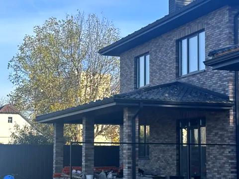 дом по адресу Покровська ул.