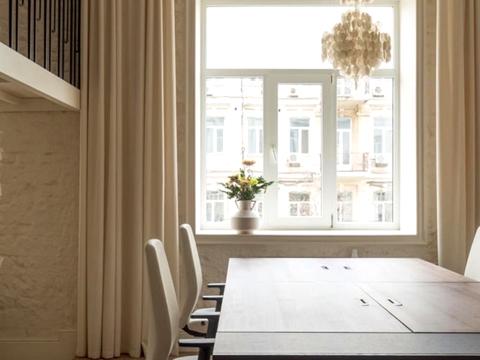 комерційна за адресою Саксаганського вул., 33-35