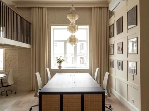 комерційна за адресою Саксаганського вул., 33-35