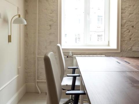 комерційна за адресою Саксаганського вул., 33-35