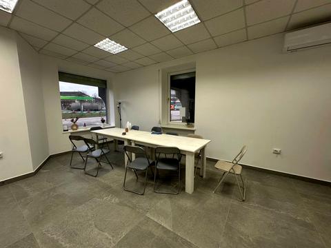 комерційна за адресою Джохара Дудаєва вул., 1