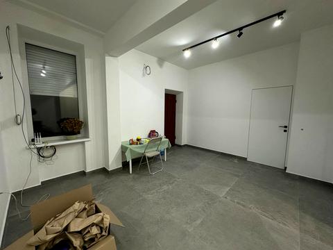 комерційна за адресою Джохара Дудаєва вул., 1