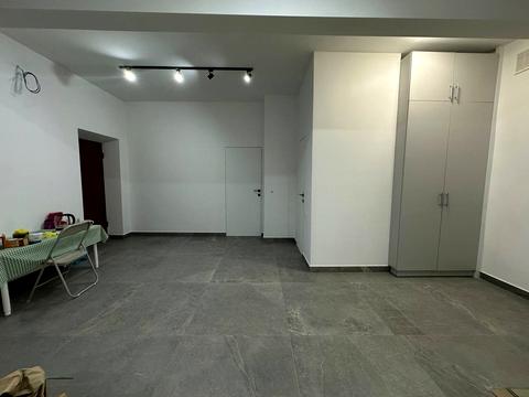 коммерческая по адресу Джохара Дудаева ул., 1