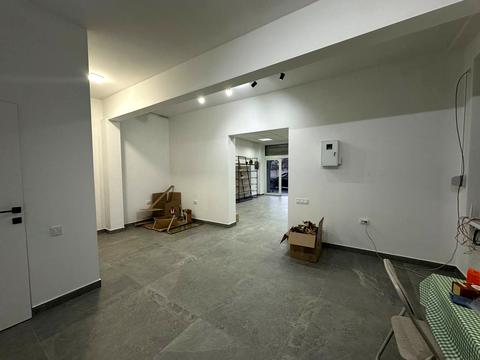 коммерческая по адресу Джохара Дудаева ул., 1