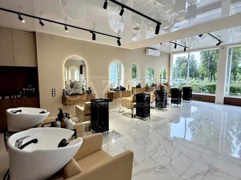 комерційна за адресою Русанівська набережна вул., 8