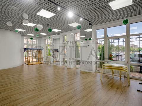 комерційна за адресою Метрологічна вул., 56