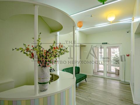 комерційна за адресою Метрологічна вул., 56