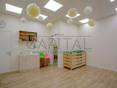 комерційна за адресою Метрологічна вул., 56