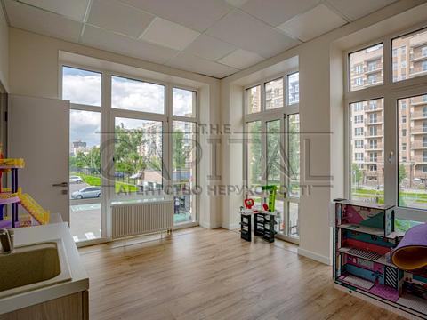 комерційна за адресою Метрологічна вул., 56