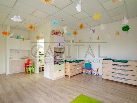 комерційна за адресою Метрологічна вул., 56