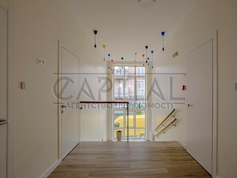 комерційна за адресою Метрологічна вул., 56