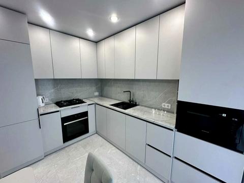 квартира за адресою Родини Глаголєвих вул. (Академіка Грекова), 15-А