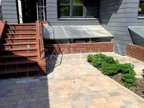 комерційна за адресою Костанайська вул., 13