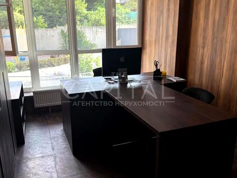 комерційна за адресою Костанайська вул., 13