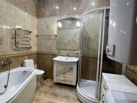 квартира за адресою Дмитрівська вул., 52-Б