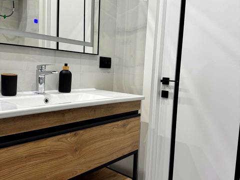 квартира за адресою Краснова вул., 3/61