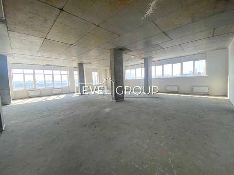 комерційна за адресою Лугова вул., 13