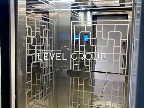 комерційна за адресою Лугова вул., 13