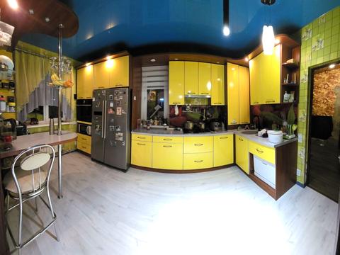 будинок за адресою Конституції, 231