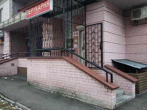 комерційна за адресою Академіка Булаховського вул., 5-Г