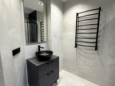 квартира по адресу Богдана Хмельницького пл., 2