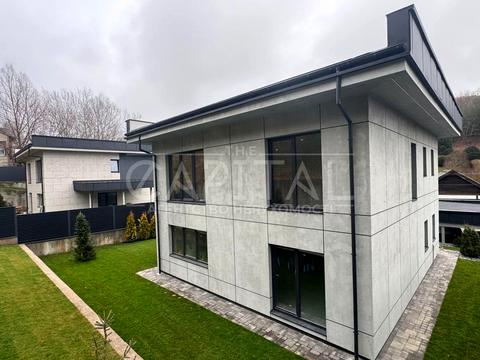 будинок за адресою Стежки вул.