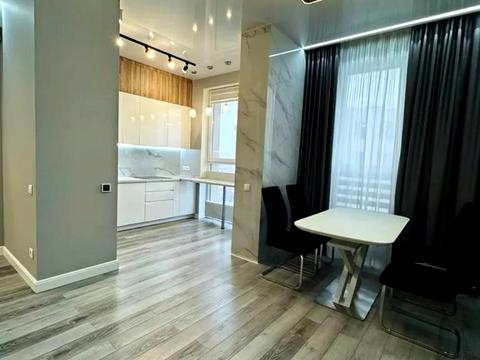 квартира за адресою Зоряний бульв., 1м