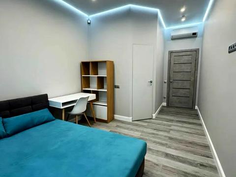 квартира за адресою Зоряний бульв., 1м