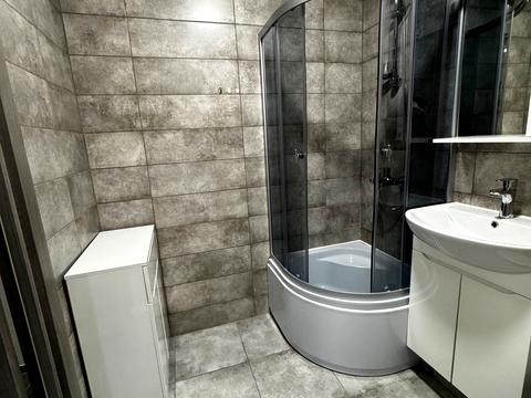 квартира за адресою Лісова вул., 3