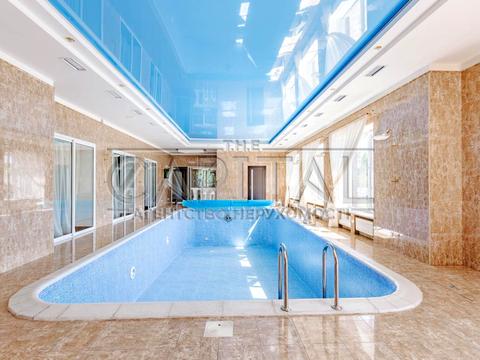 будинок за адресою смт. Козин, Лугова вул.