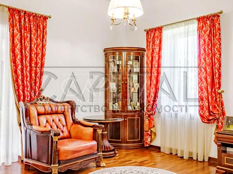 будинок за адресою смт. Козин, Лугова вул.