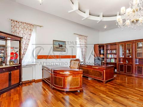 будинок за адресою смт. Козин, Лугова вул.