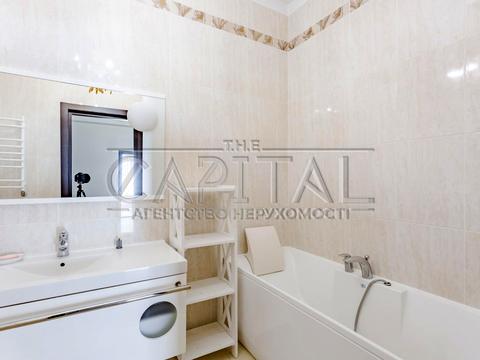 будинок за адресою смт. Козин, Лугова вул.