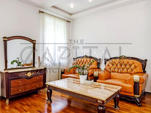 будинок за адресою смт. Козин, Лугова вул.