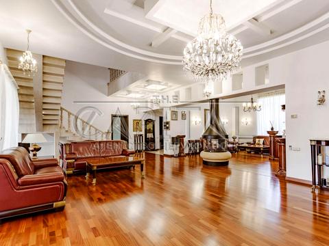 будинок за адресою смт. Козин, Лугова вул.