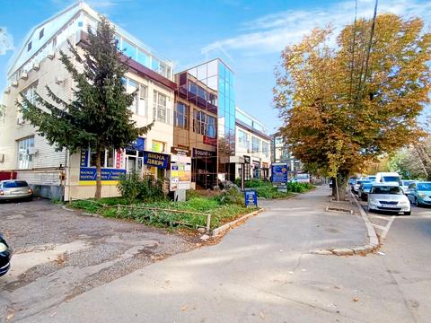 комерційна за адресою Грушевського вул., 45